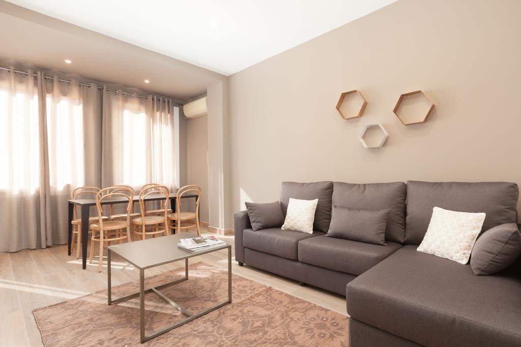 Easysleep Eixample Appartamento *